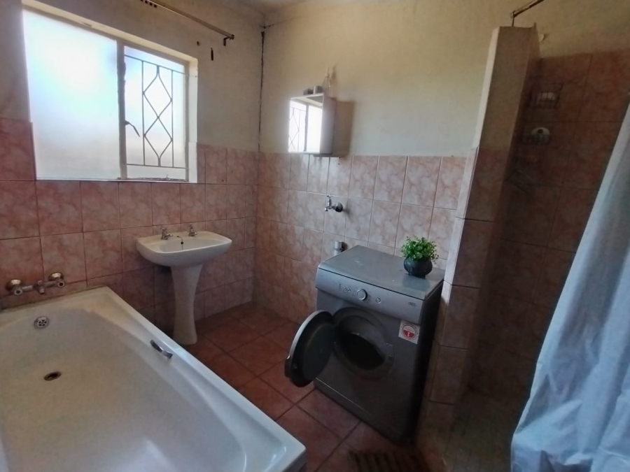 3 Bedroom Property for Sale in Rustenburg Central North West